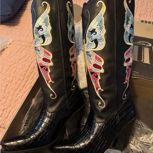 Dingo Butterly Embroidered Rhinestone Block Heel Boots Sz10 Leather Cowgirl - Picture 4 of 7